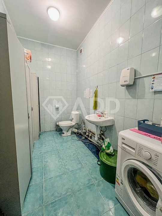 Продажа помещения 550 м²  1 этаж фото