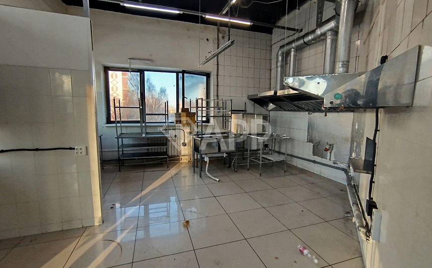 Сдам отдельно стоящее здание, 540 м² фото