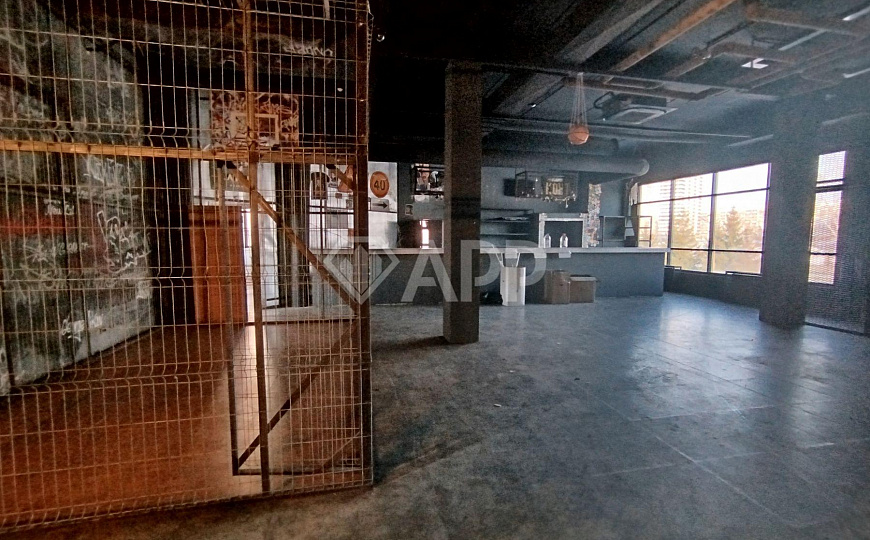 Сдам отдельно стоящее здание, 540 м² фото