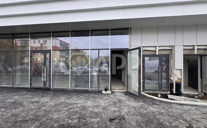 Сдаю 1 этаж с ремонтом магазин офис 60 м² фото
