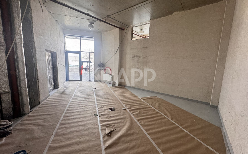Сдаю 1 этаж с ремонтом магазин офис 60 м² фото