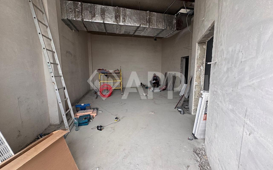 Сдаю 1 этаж с ремонтом магазин офис 60 м² фото