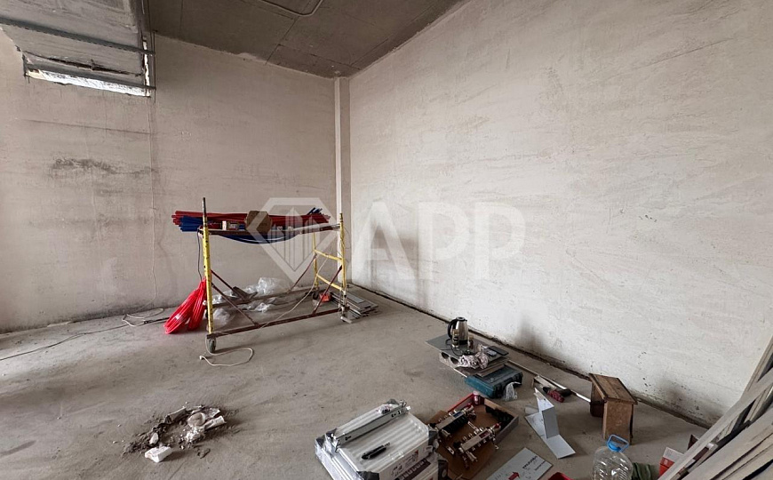 Сдаю 1 этаж с ремонтом магазин офис 60 м² фото