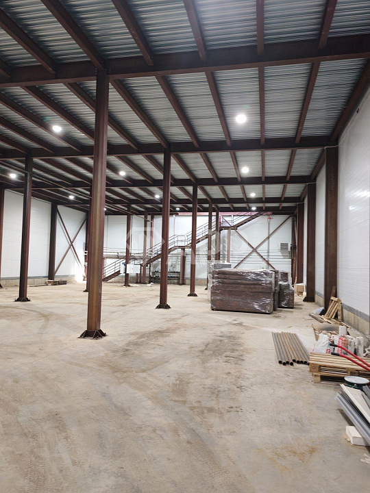 Сдам складское помещение, 1 500 м² фото