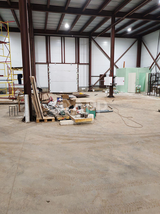 Сдам складское помещение, 1 500 м² фото