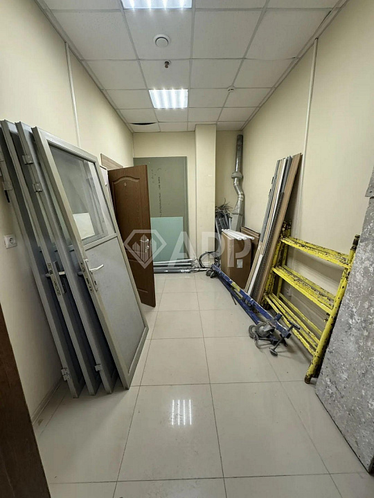 Аренда в торговом центре от 39 м² до 690 м² 500р/ м² фото