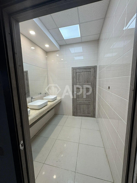 Аренда в торговом центре от 39 м² до 690 м² 500р/ м² фото