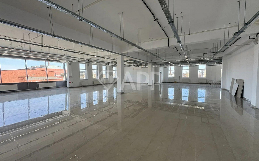 Аренда в торговом центре от 39 м² до 690 м² 500р/ м² фото