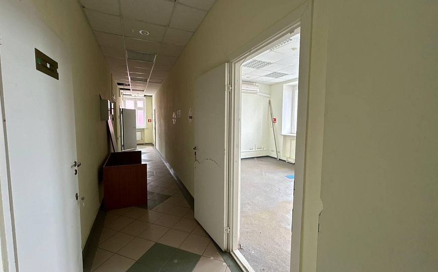 Продам здание в центре Буинска фото