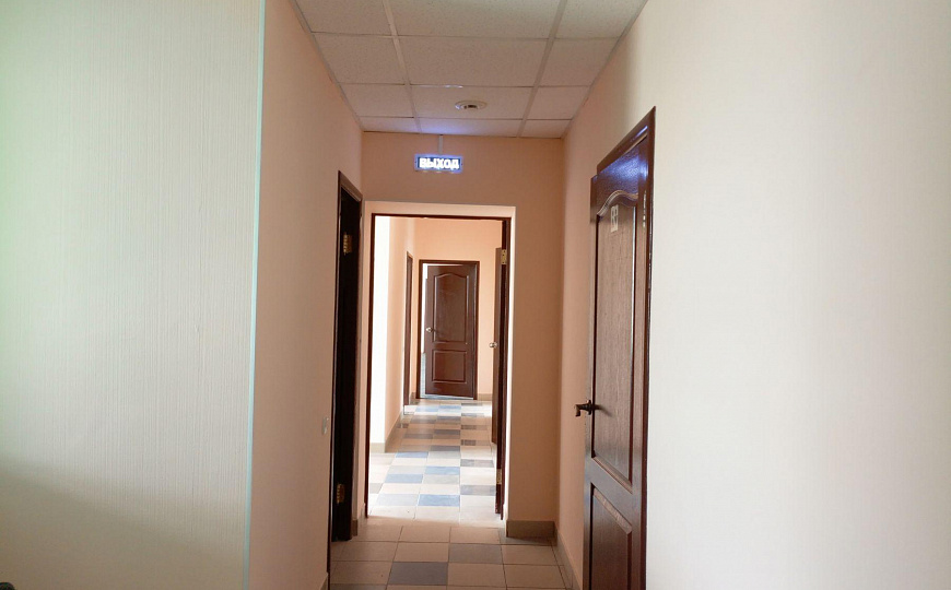 Отдельно стоящее здание, 500 м² фото