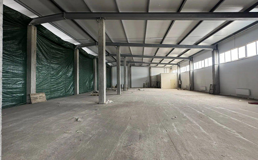 Отапливаемый склад 1 500 м². Свой пандус. Автоворота. 70 кВт. Заезд для фур фото