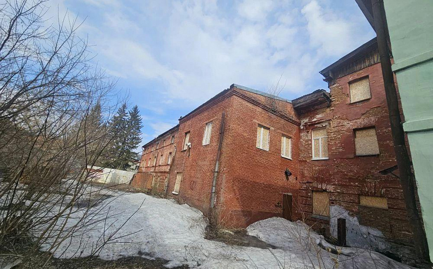 Продам отдельно стоящее здание, 2 700 м² фото
