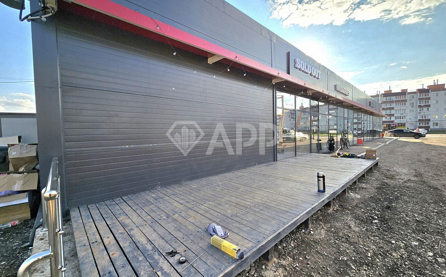 Сдам торговое помещение на 1 линии, 126 м² фото