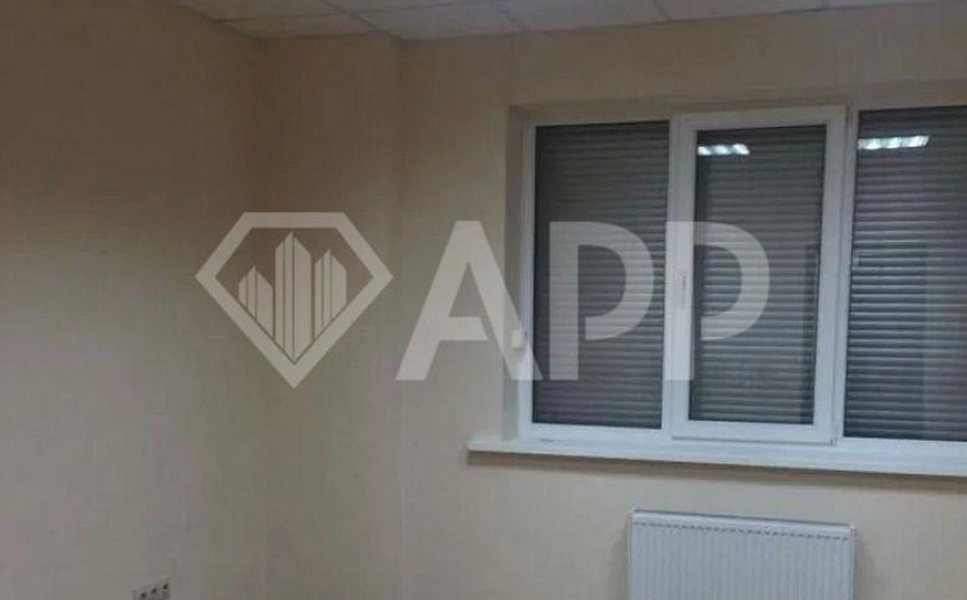 Сдаю офис с ремонтом, 190 м² фото