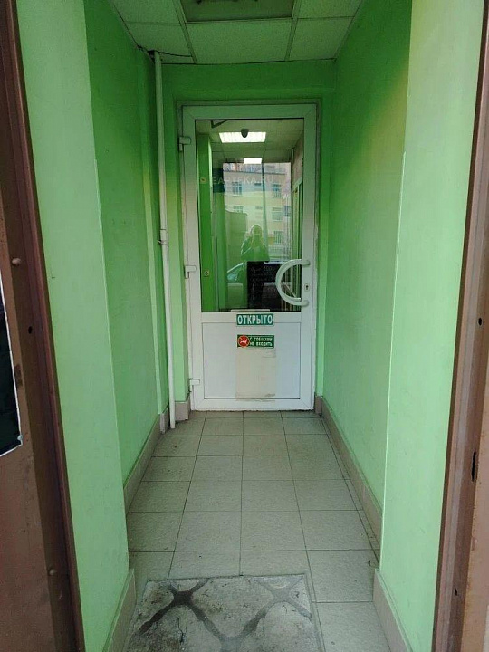 Сдам торговое помещение, 22 м² фото