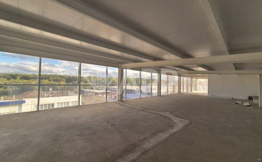 Весь 3-й этаж 217,3 м² в ЦЕНТРЕ. Панорамный обзор. Отдельный вход. Своя парковка. 160 кВт фото