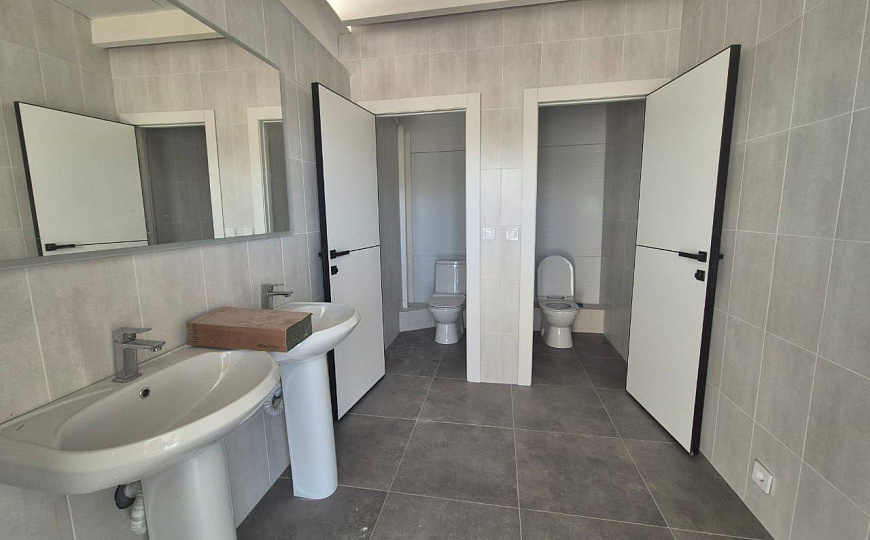 Статусный офис/БЦ в центре Балашихи. 2 этаж. 207,5 м². В 15м от ж/д станции! фото