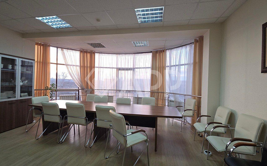 Бизнес центр  4200м² фото