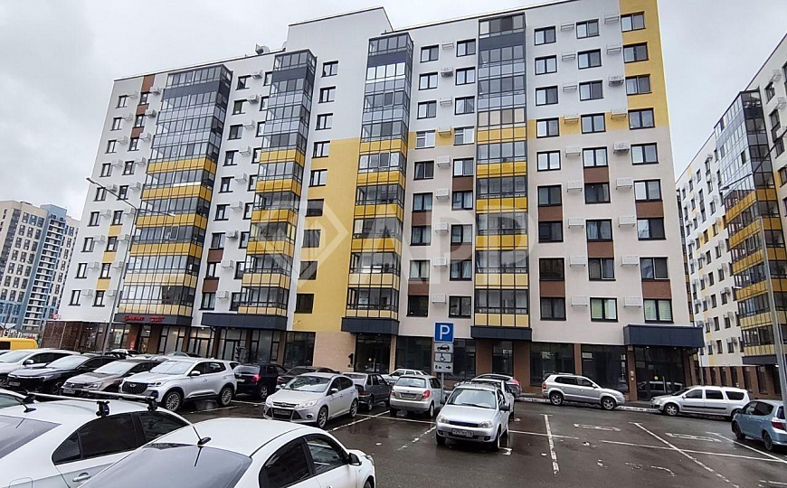 Продаю 245м²! фото