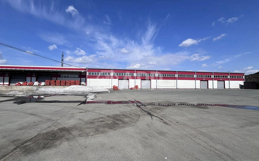 Аренда теплого склада класса А на 1 линии ул. Пойма 2000 м² фото