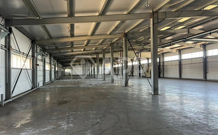 Аренда теплого склада класса А на 1 линии ул. Пойма 2000 м² фото