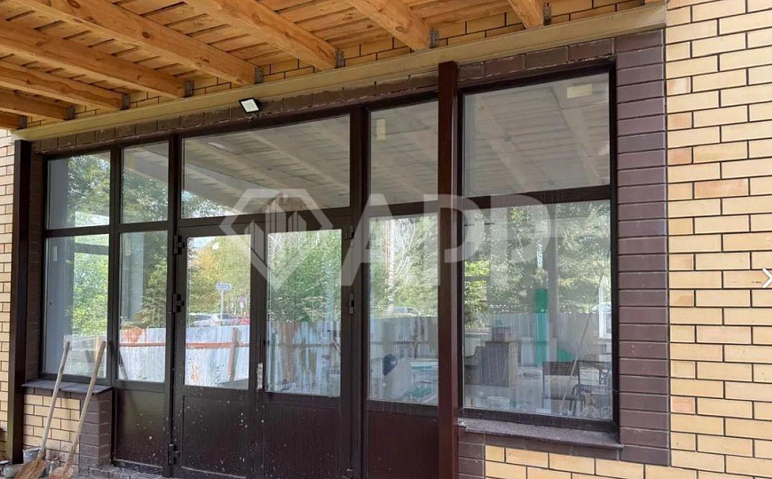 Сдам отдельно стоящее здание, 180 м² фото