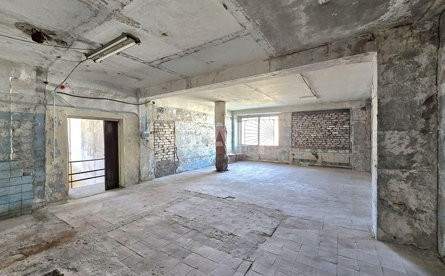 Производственная база с железнодорожным тупиком, 1500 м² фото