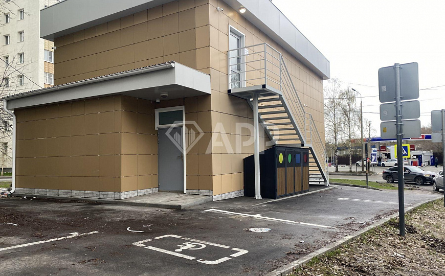 Отдельно стоящее здание на пешеходном трафике, 133,4м² фото