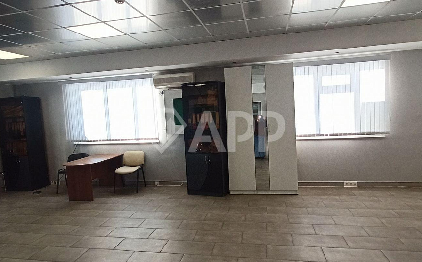 Сдам производ.складские и торговые помещения от 50 м² до 4500 м² и зем.уч.промка. фото