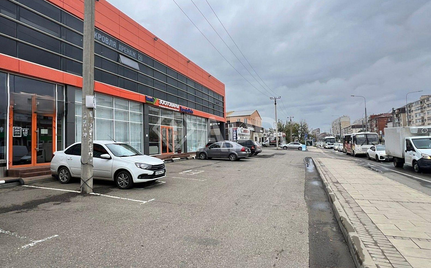 Сдаю офис ремонтом на первой линии ул. Московская, 57 м² фото