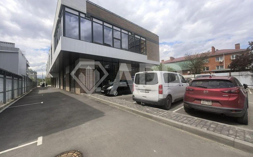 Сдаю здание медицина магазин от 550 до 1283.8 м² фото