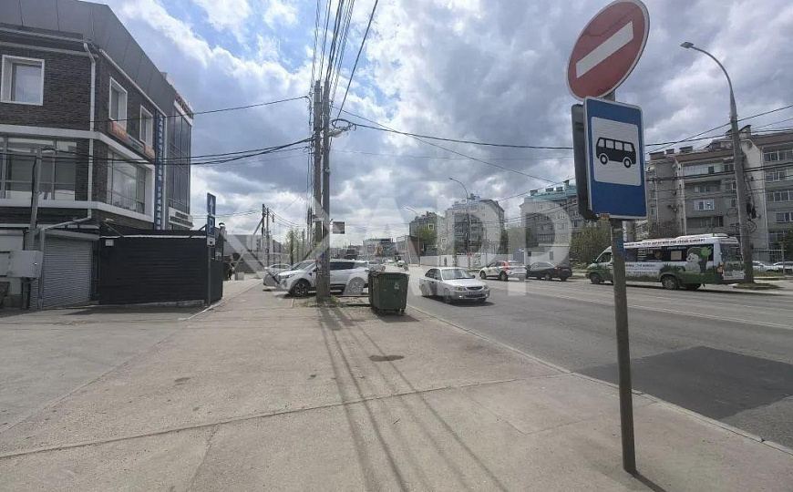 Сдаю здание медицина магазин от 550 до 1283.8 м² фото