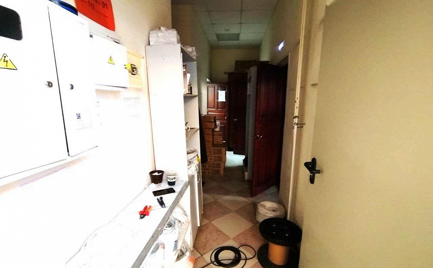 Магазин на 1 линии, 146,9 кв.м фото