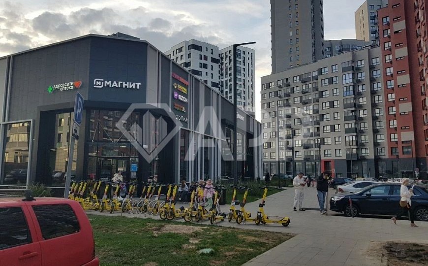 Помещение под маникюру, парикмахерскую. фото
