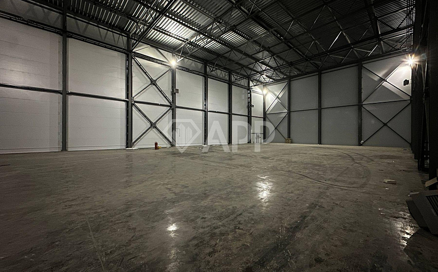 Сдаю производственно-складской комплекс 1500м² с удобной развязкой фото