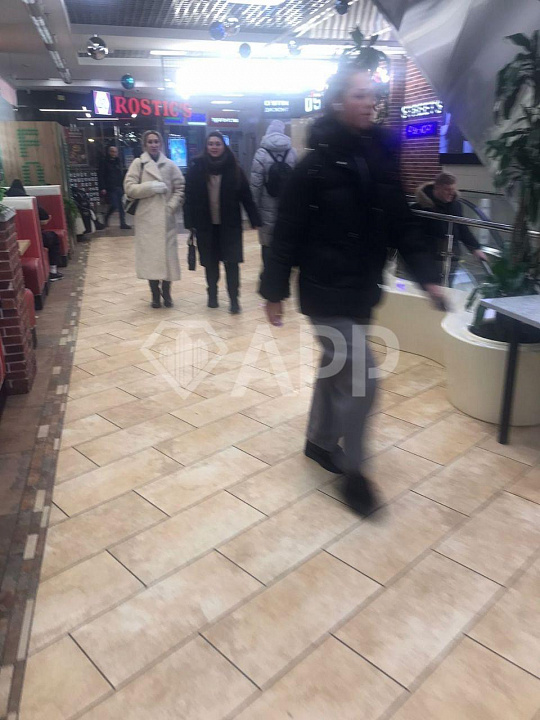 Сдается псн 600 метров в популярном ТЦ, проходимость 17 000 человек в день фото