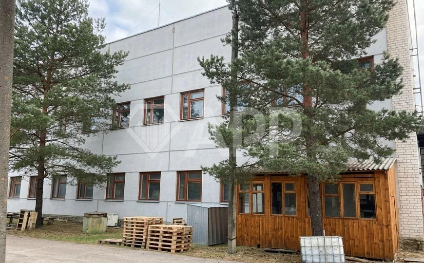 Продам производственное помещение, 1 500 м² фото