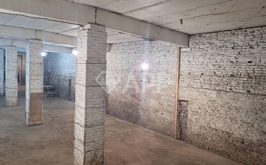 Продается склад 1427м² ул. Гвардейская 53 фото