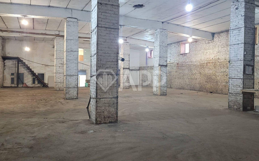 Продается склад 1427м² ул. Гвардейская 53 фото