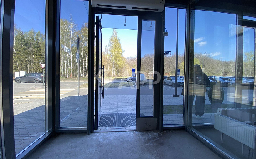 Сдам 93м в опен-спейс / Яраткан 3Б / светлое угловое / предчистовая отделка фото