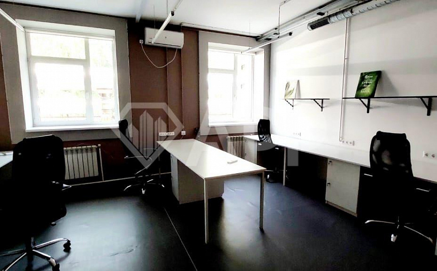 Продается отдельно стоящее здание 2 773 м² фото