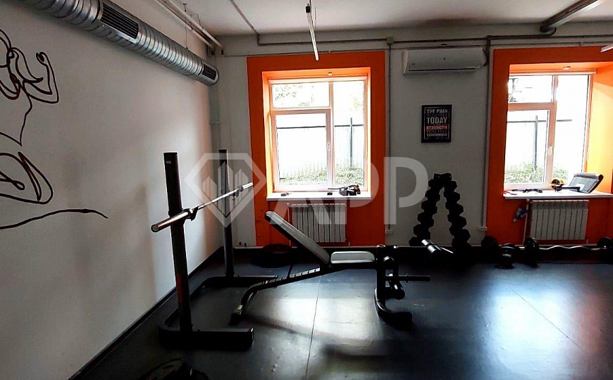 Продается отдельно стоящее здание 2 773 м² фото