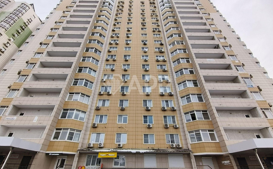 Сдаю 1 этаж 1 линия с ремонтом , 90,6 м² фото