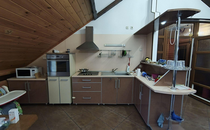 Сдам отдельно стоящее здание, 349 м² фото