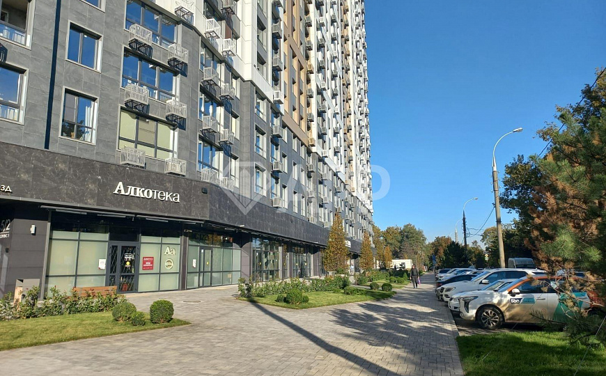 Сдаю с ремонтом под арендатора 77 м² магазин аптека услуги студии фото