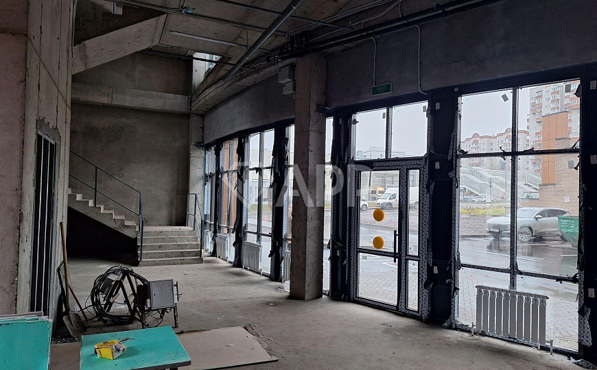 Сдам помещение в новом бизнес центре, 500 м² фото