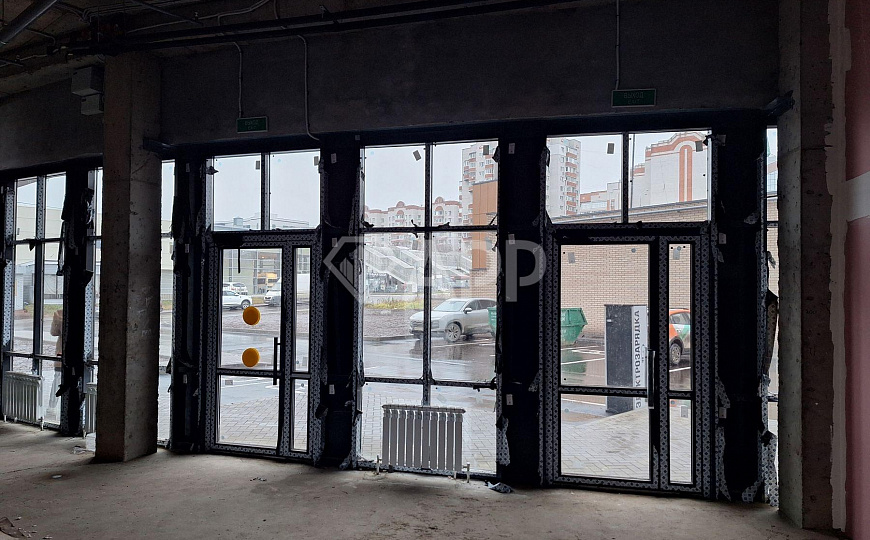 Сдам помещение в новом бизнес центре, 500 м² фото