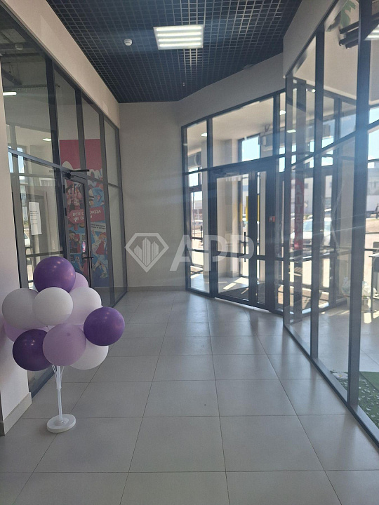 Сдам помещение в новом бизнес центре, 500 м² фото