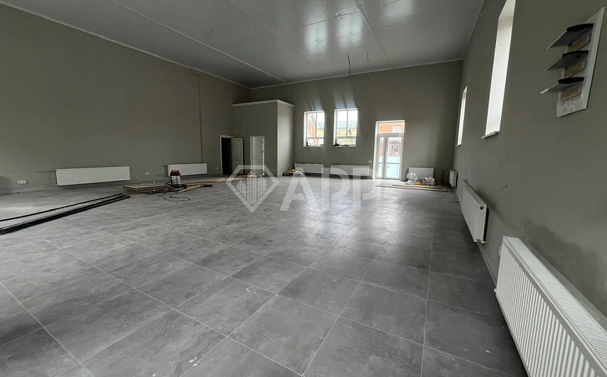 Сдам помещение свободного назначения, 148 м². От 80 до 148 м² фото