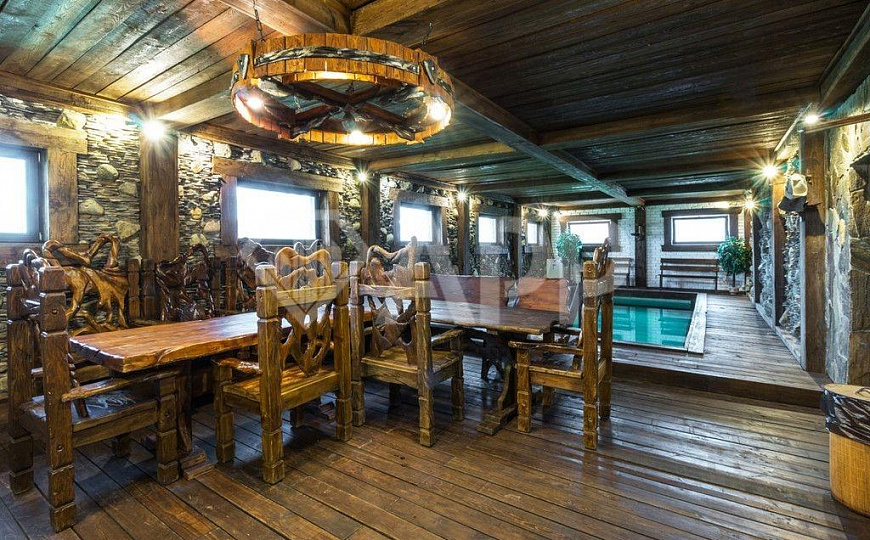 База отдыха, дом 450 м² + земля 2 га фото